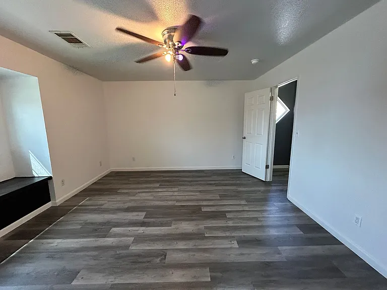 3086 Beverly Ct — Photo 19