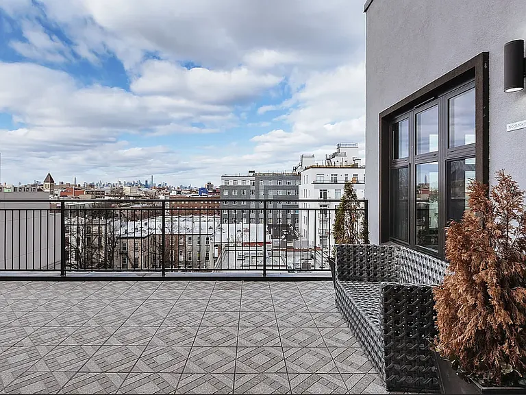 798 Lexington Ave #5AA — Photo 9