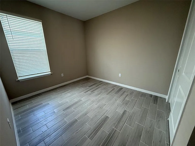 15013 Shady Palms Ln — Photo 12