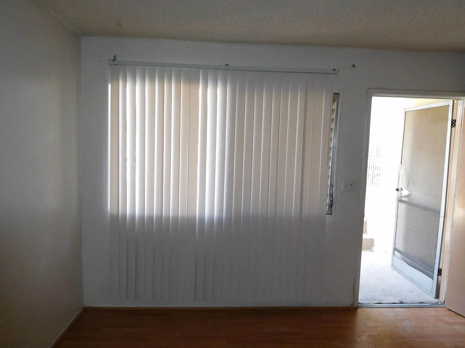 2 bed, 900 sqft, $1,425 — Photo 4
