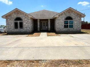 1115 N Avenue A, Bruni, TX 78344