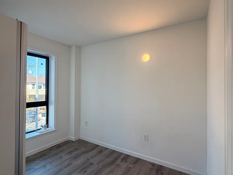 21410 15th Ave #2C — Photo 3