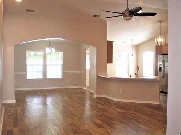 4th image of 188 Devonbrook Pl