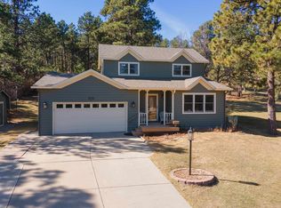 5515 Meadowlark Dr, Rapid City, SD 57702