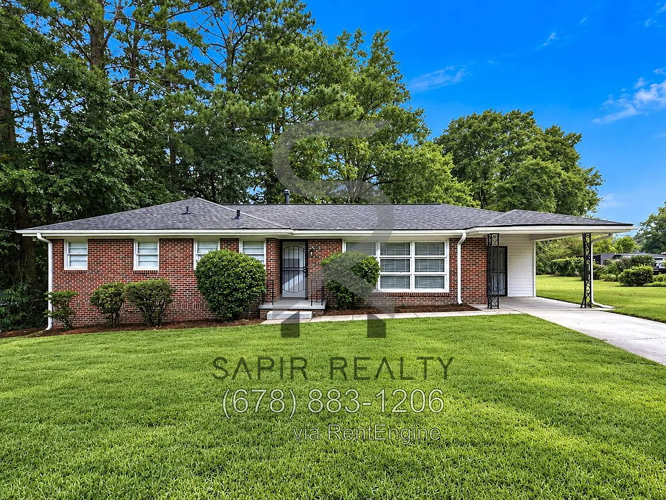 500 Hamilton E Holmes Dr NW