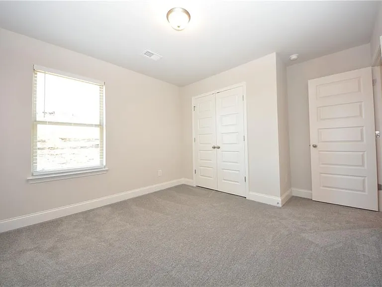 232 Hellen Valley Dr — Photo 35