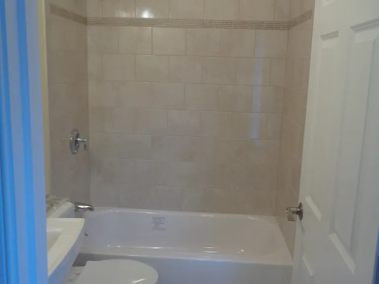 121 Hancock St — Photo 6