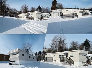 405 Pittsfield Rd #F-2, Lenox, MA 01240