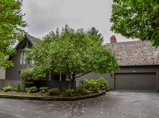 6140 Cedar Ln NW, Canton, OH 44708