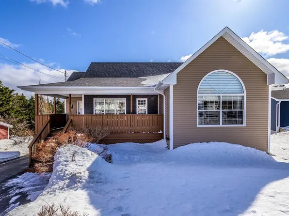 9 Thomas Garden, Torbay, NL A1K0A2