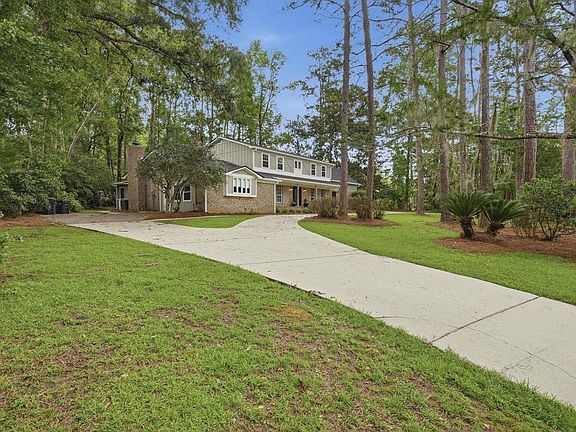 3rd image of 2206 Limerick Dr