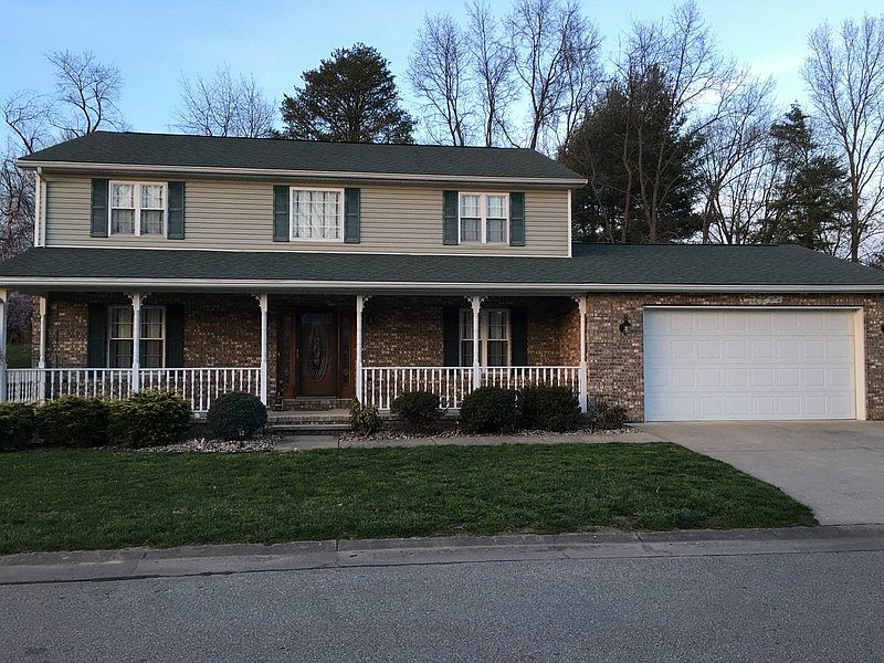 1st image of 218 Dover Dr
