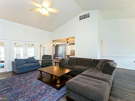 2nd image of 111 Manor Hill Dr