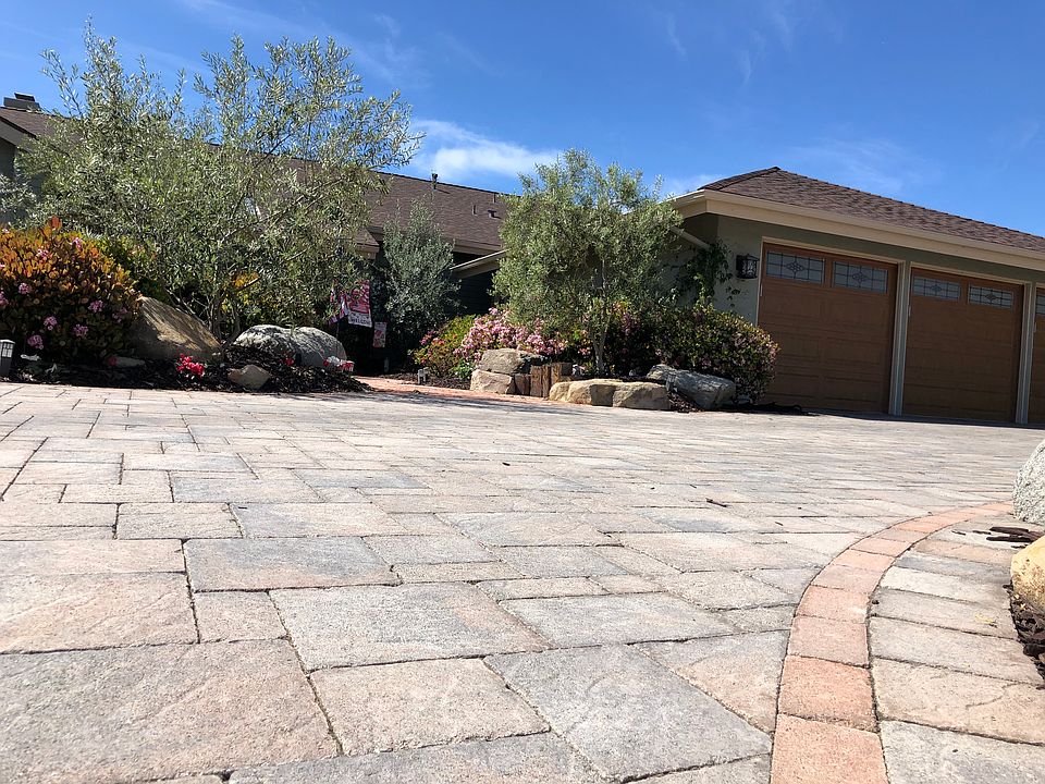 2nd image of 1319 Via Mil Cumbres