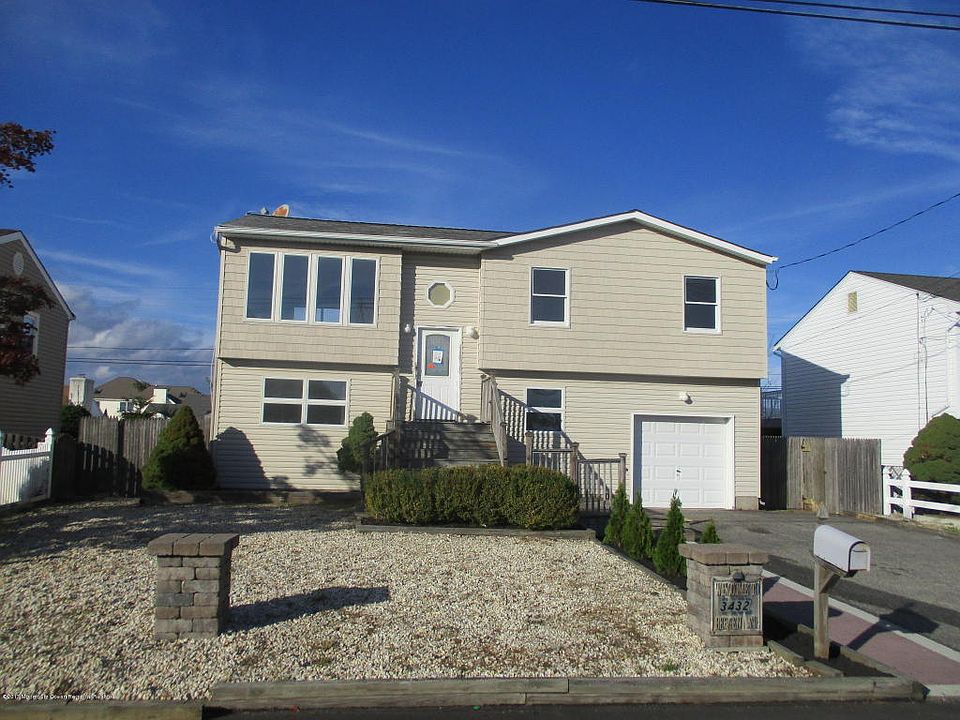 1st image of 3432 Bergen Ave