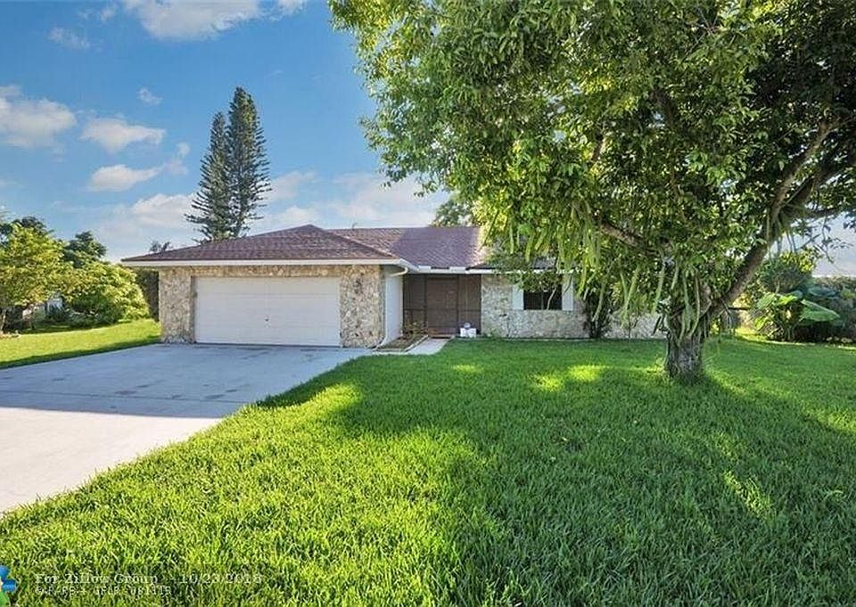 1st image of 4319 NW 112th Ave