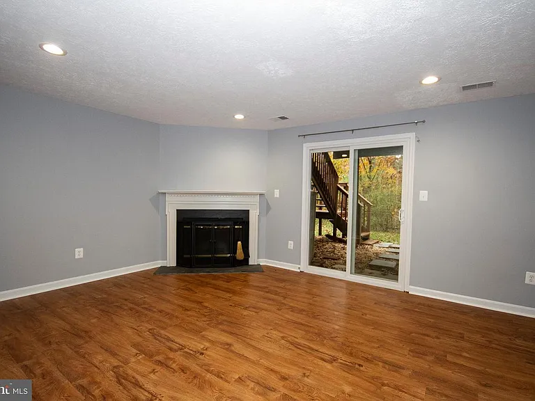 9432 Loch Leven Ct — Photo 17