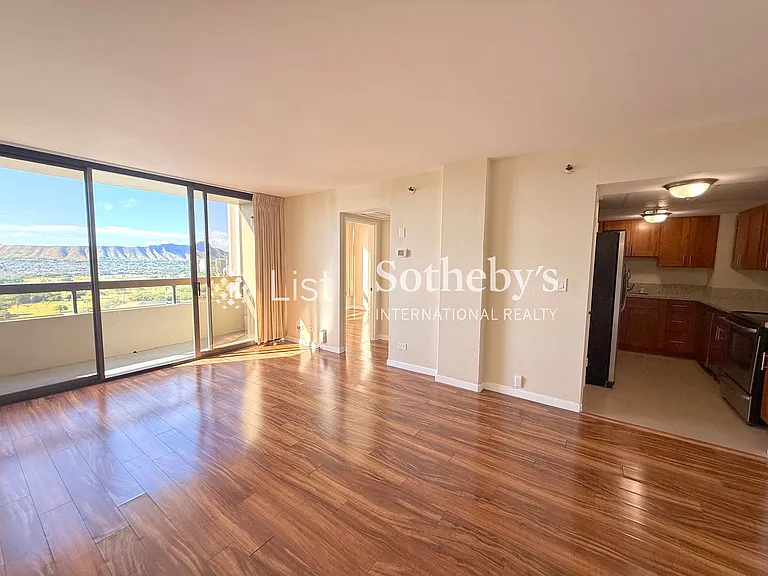 2499 Kapiolani Blvd #2703 — Photo 2