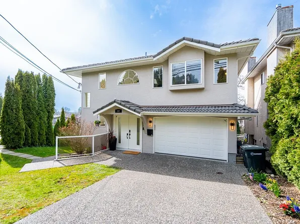 397 Delta Ave, Burnaby, BC V5B 3C7