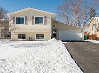 4305 Eagle Crest Dr, Eagan, MN 55122