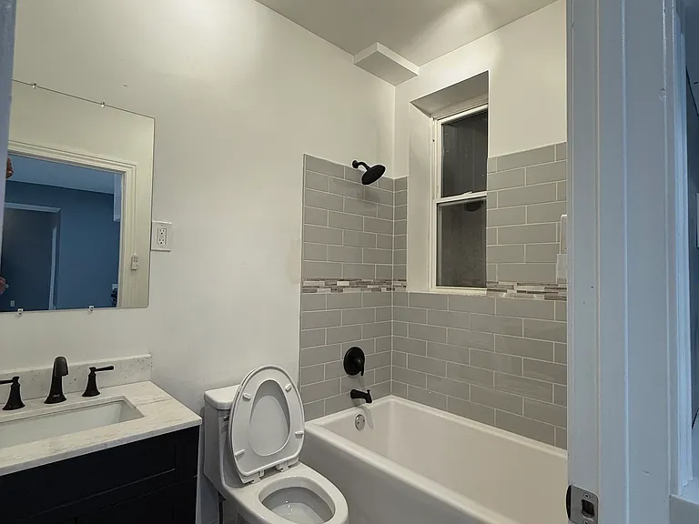 6335 S Elizabeth St #1234 — Photo 8
