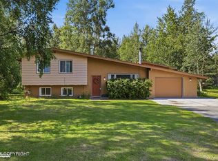 880 S Iris Cir, Palmer, AK 99645