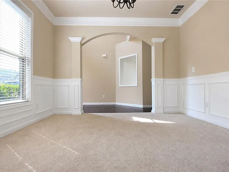 5817 Park Point — Photo 10