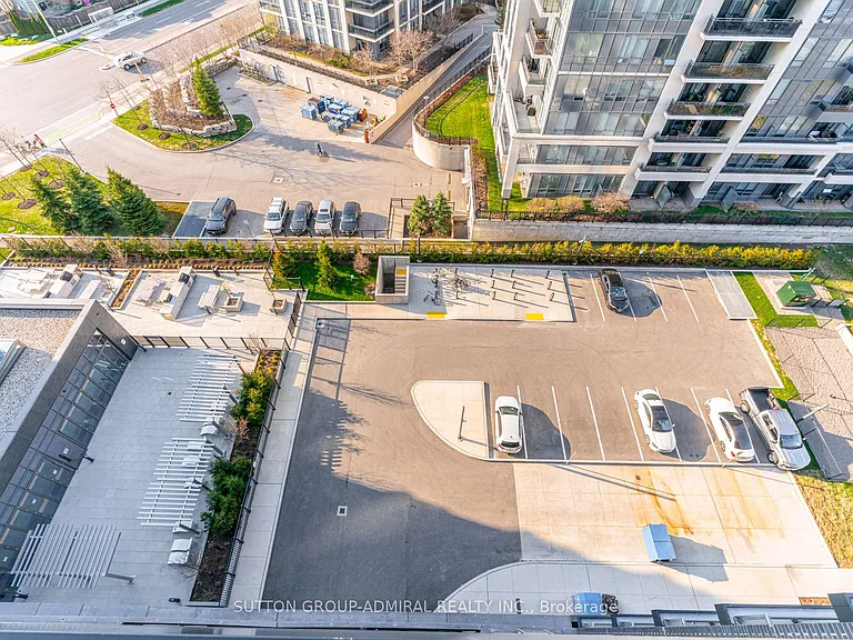 20 Gatineau Dr #1010 — Photo 18
