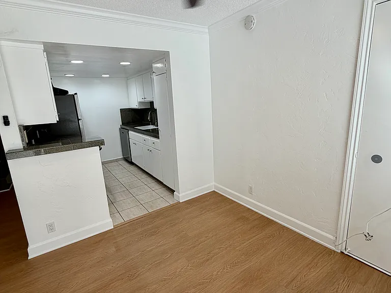 332 Culver Blvd #4 — Photo 19