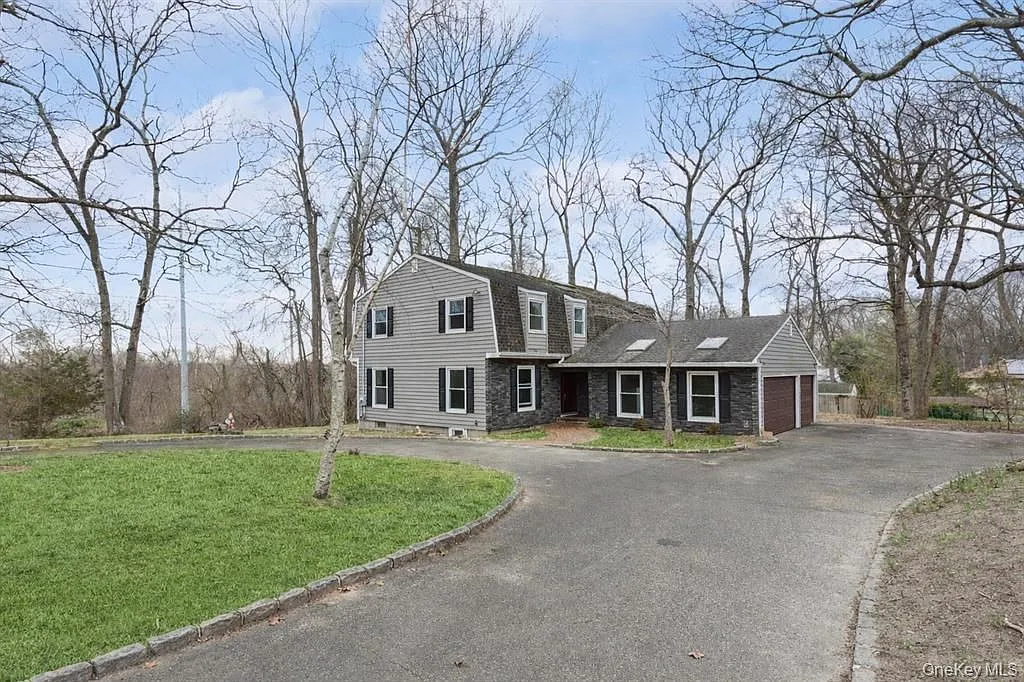 49 Overhill Rd photo 1