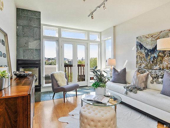 3rd image of 174 Connecticut St #3