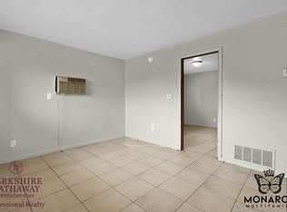 3685 Cleveland Ave APT C11, Columbus, OH 43224