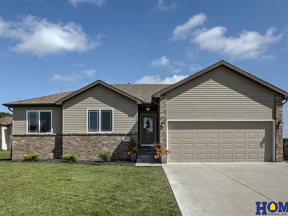 1st image of 104 Scotts Creek Pl