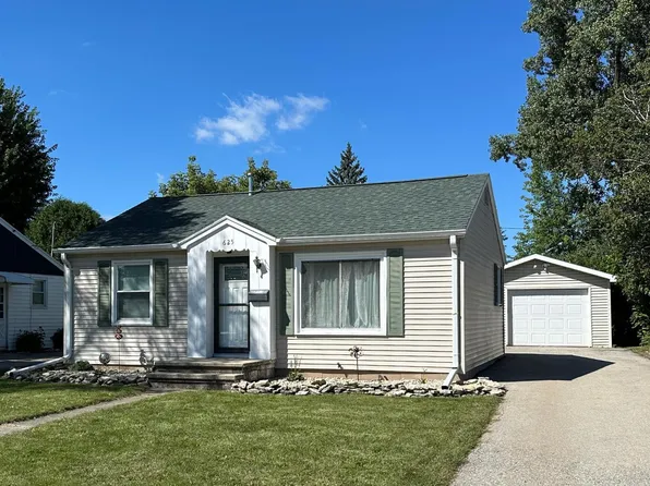 625 Cleveland St, Neenah, WI 54956