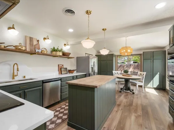 4427 W Rio Grande Ave, Kennewick, WA 99336