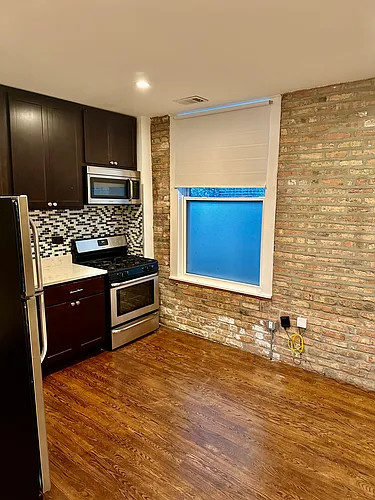 1143 N Mozart St #3R Photo 1