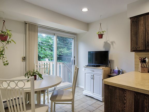 4th image of 2152 Bellewood Dr