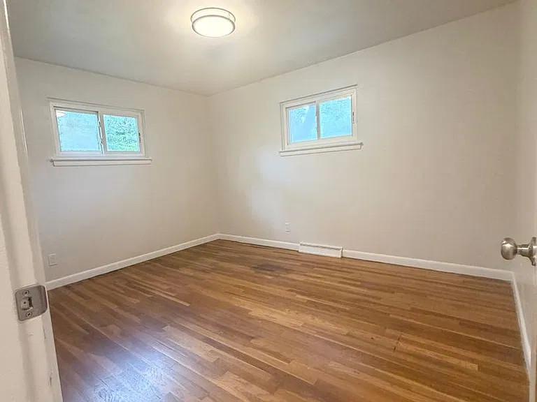 621 Pinellas Dr — Photo 13