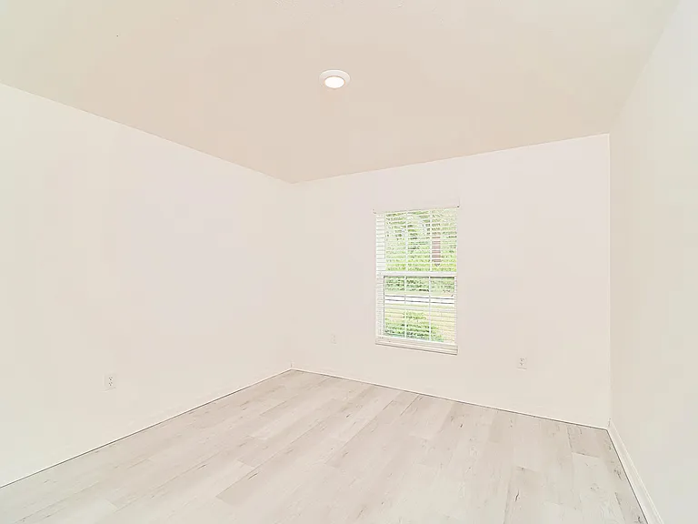 3337 Andalusia Blvd — Photo 10
