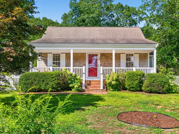 68 Horseshoe Bend Way, Mashpee, MA 02649