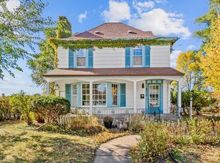 4239 Regent Ave N, Robbinsdale, MN 55422