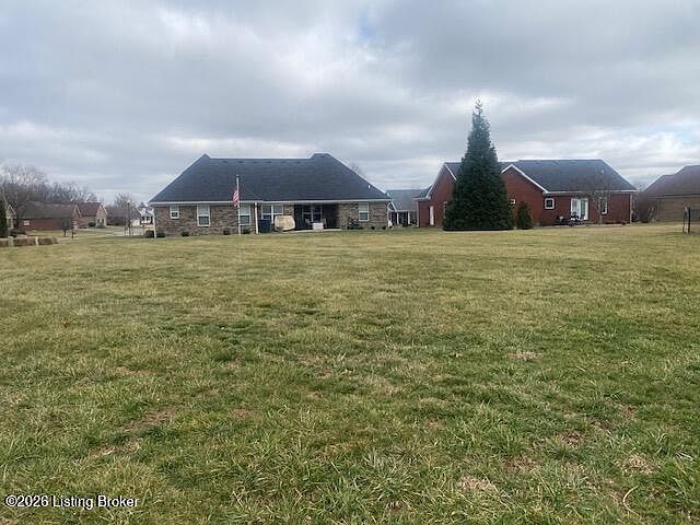 2nd image of 117 Lorenza Cir