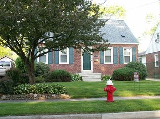 2577 9th St, Cuyahoga Falls, OH 44221