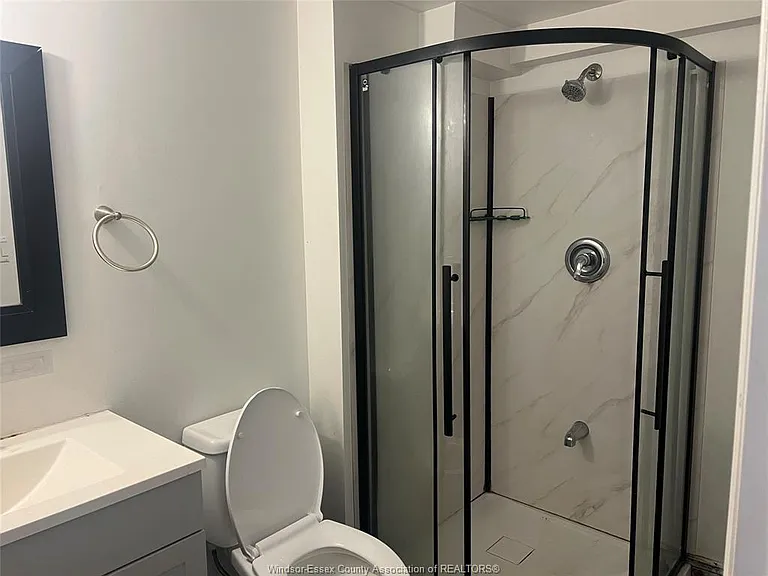 1550 Roxborough Blvd #LOWER — Photo 11