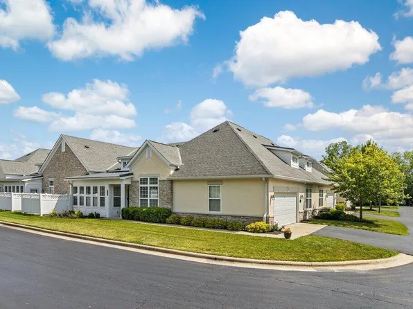 2674 Scioto Station Dr, Columbus, OH 43204