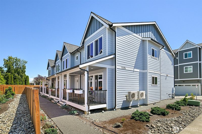 2nd image of 5686 Sunstone Place #102
