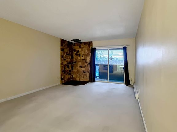 Living Room 02