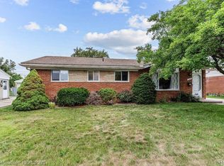 15043 Blue Skies St, Livonia, MI