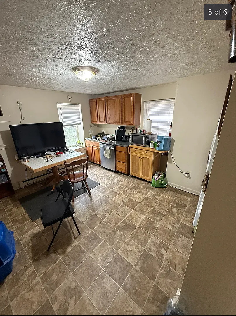 1 bed, $1,275 — Photo 3