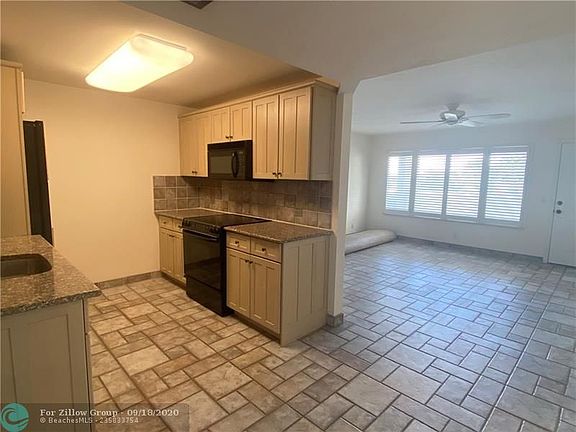 2nd image of 4326 Bougainvilla Dr APT 206